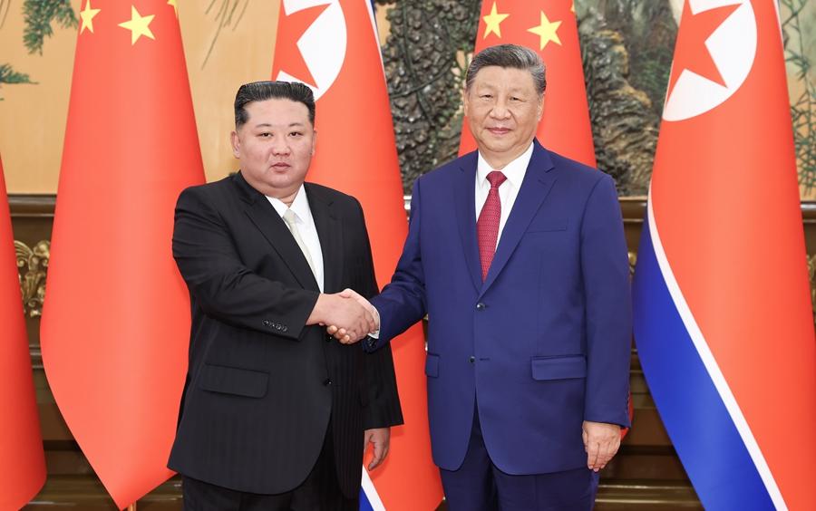 习近平同朝鲜劳动党总书记、国务委员长金正恩举行会谈